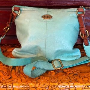 Great for spring! Medium sized sturdy mint colored Fossil bag.